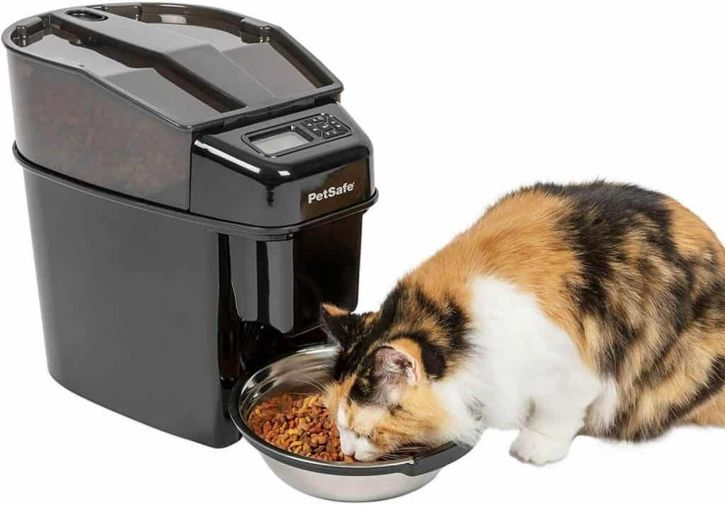automatic food dispensers